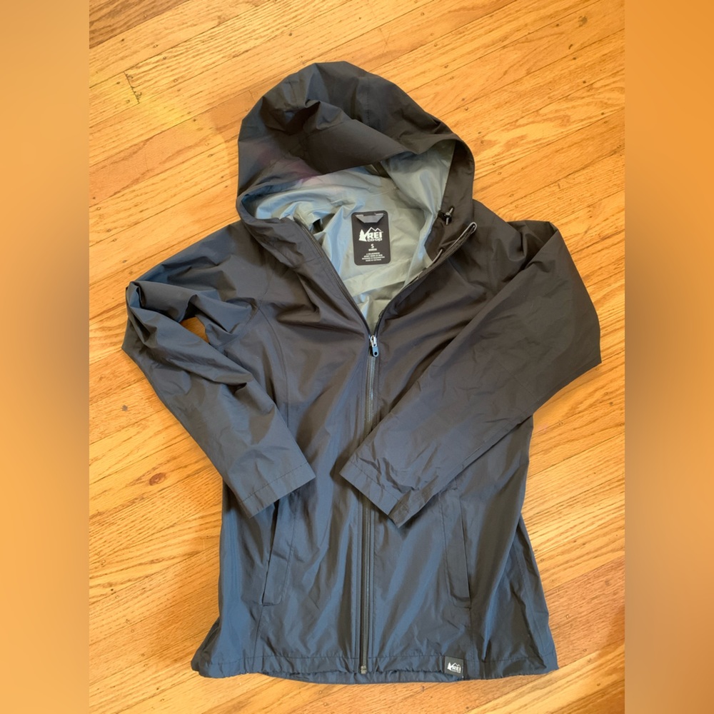 REI Longline Rain Jacket with Hood Size Small